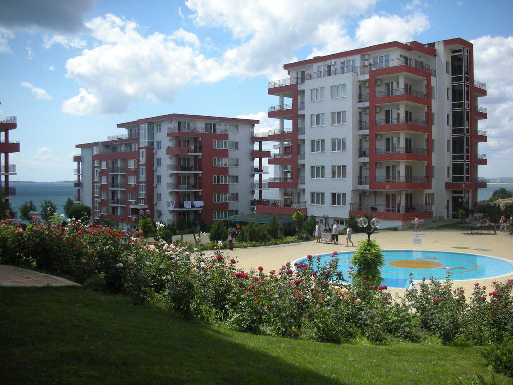 Marina Panorama Grand Resort Private Apartments Sveti Vlas Exteriör bild